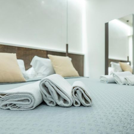 San Giusto Rooms Giardini Naxos Bagian luar foto
