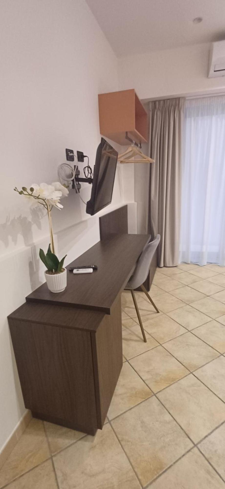 San Giusto Rooms Giardini Naxos Bagian luar foto