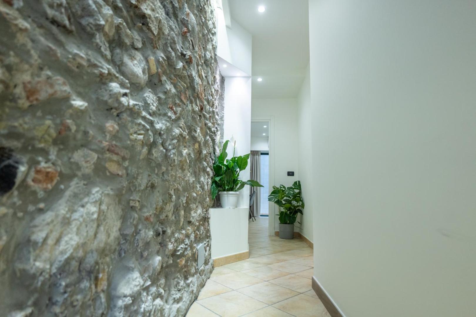 San Giusto Rooms Giardini Naxos Bagian luar foto