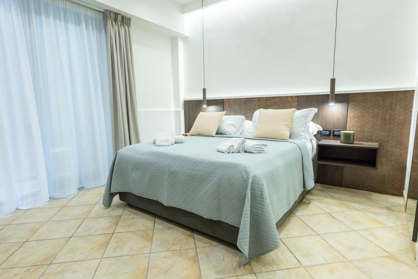 San Giusto Rooms Giardini Naxos Bagian luar foto