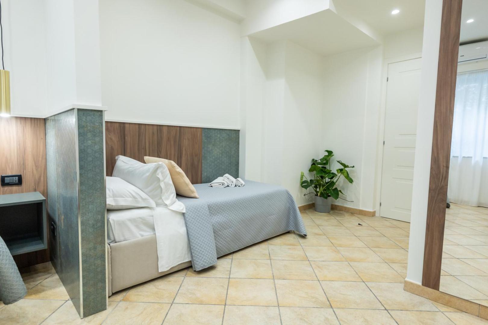 San Giusto Rooms Giardini Naxos Bagian luar foto