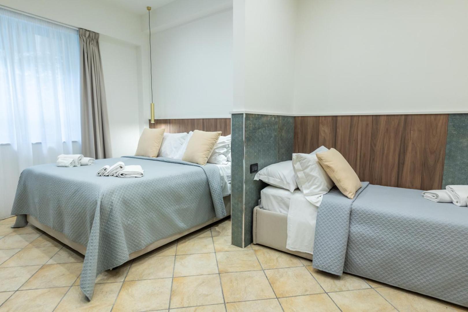 San Giusto Rooms Giardini Naxos Bagian luar foto